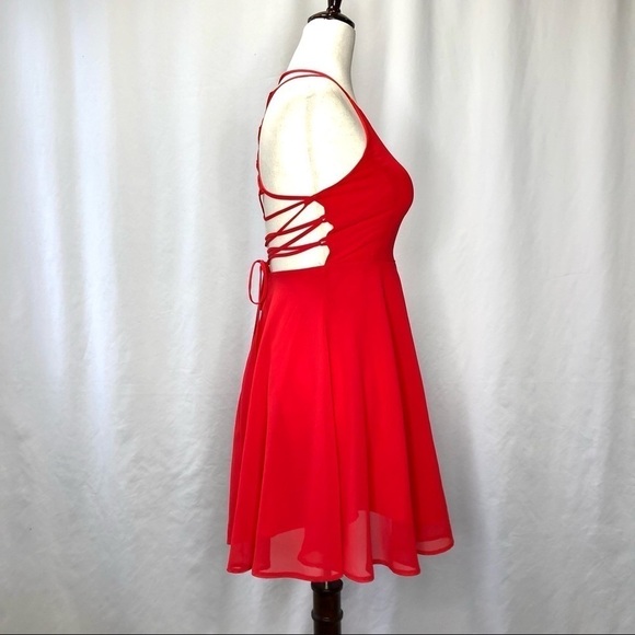 Lulu’s bright red chiffon lace-up back fit and flare mini dress S - Picture 7 of 11
